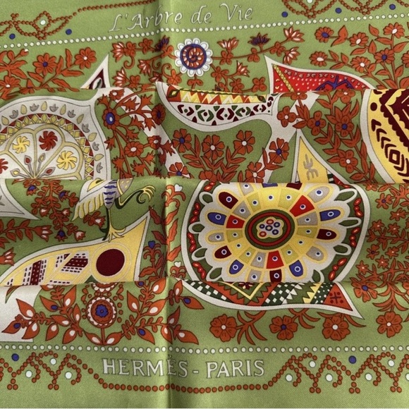 HERMÈS -  "L'Arbre de Vie" - Christine Henry, 2011 Vintage Silk Scarf RARE 90cm - Picture 8 of 13
